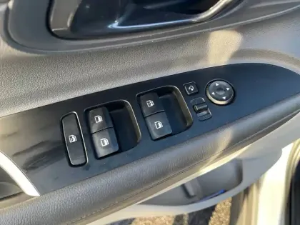 Photo 18 Hyundai Bayon  1.0 T-GDi 100 DCT-7 Hybrid 48V