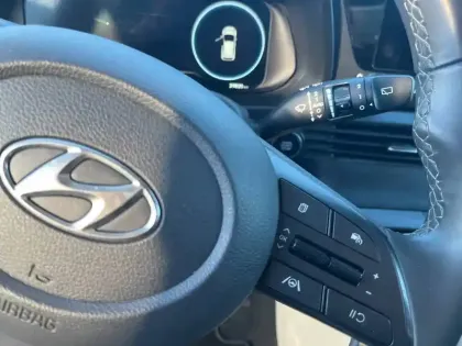 Photo 23 Hyundai Bayon  1.0 T-GDi 100 DCT-7 Hybrid 48V