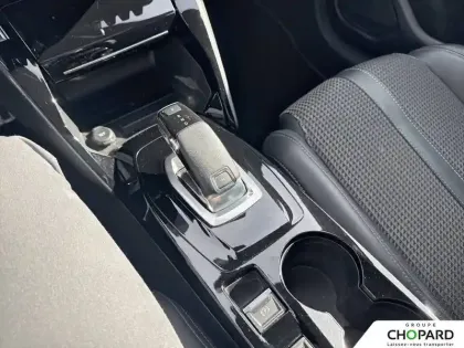 Photo 15 Peugeot 208  PureTech 130 S&S EAT8