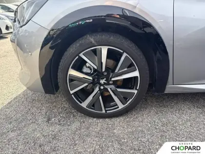 Photo 11 Peugeot 208  PureTech 130 S&S EAT8