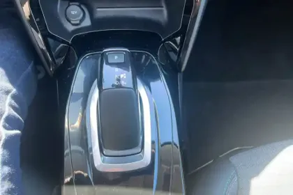 Photo 24 Peugeot 208  Electrique 50 kWh 136ch