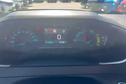 Photo 16 Peugeot 208  Electrique 50 kWh 136ch