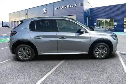 Photo 6 Peugeot 208  Electrique 50 kWh 136ch