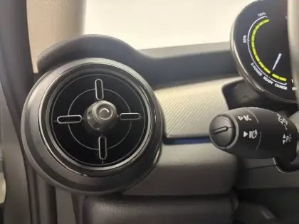 Photo 37 Mini Mini Hatch 3 Portes Cooper SE 184 ch