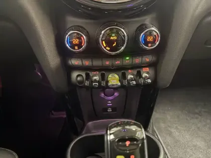 Photo 24 Mini Mini Hatch 3 Portes Cooper SE 184 ch