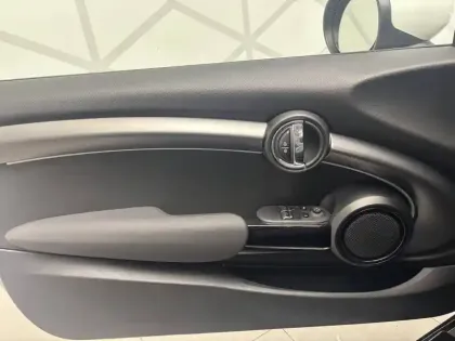 Photo 38 Mini Mini Hatch 3 Portes Cooper SE 184 ch