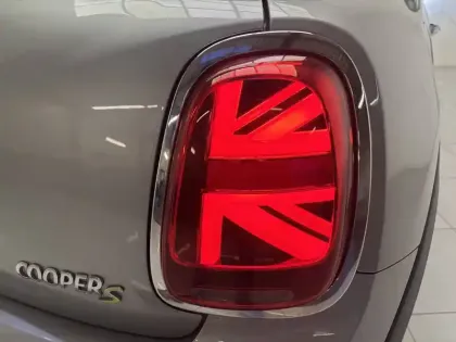 Photo 16 Mini Mini Hatch 3 Portes Cooper SE 184 ch