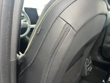 Photo 63 Renault Captur  E-Tech full hybrid 145 ch