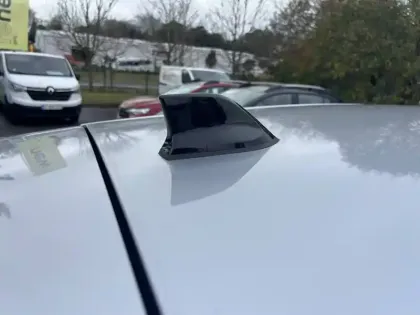 Photo 51 Renault Captur  E-Tech full hybrid 145 ch