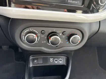 Photo 25 Renault Twingo  III SCe 65 - 21