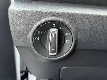 Photo 64 Volkswagen T-roc Gén. I Ph1 Lounge 5