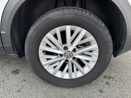 Photo 46 Volkswagen T-roc Gén. I Ph1 Lounge 5