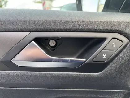 Photo 63 Volkswagen T-roc Gén. I Ph1 Lounge 5