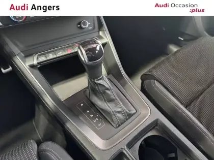 Photo 8 Audi Q3  45 TFSIe 245 ch S tronic 6