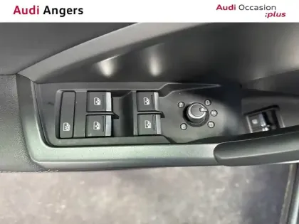 Photo 13 Audi Q3  45 TFSIe 245 ch S tronic 6