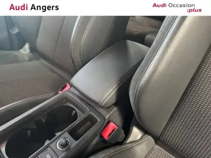 Photo 30 Audi Q3  45 TFSIe 245 ch S tronic 6