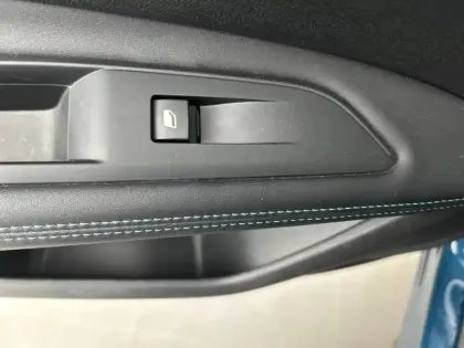 Photo 17 Peugeot 3008  Hybrid 225 e-EAT8