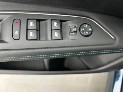 Photo 48 Peugeot 3008 Gén. II Ph2 Allure Pack 5