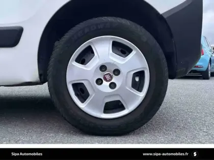 Photo 28 Fiat Fiorino  TOLE 1.3 16V MULTIJET 80