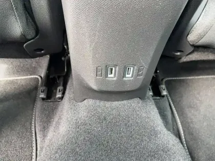 Photo 11 Opel Mokka  Electrique 136 ch & Batterie 50 kWh