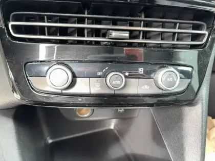 Photo 21 Opel Mokka  Electrique 136 ch & Batterie 50 kWh