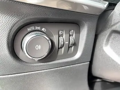 Photo 14 Opel Mokka  Electrique 136 ch & Batterie 50 kWh