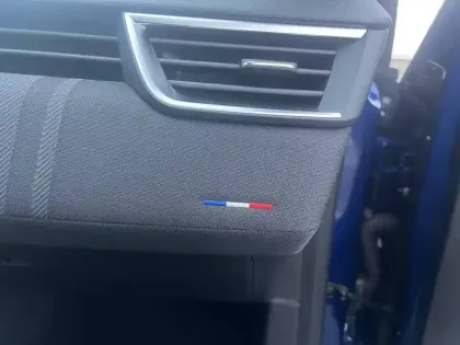 Photo 14 Renault Clio  E-Tech full hybrid 145