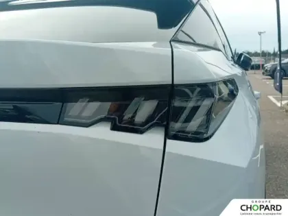 Photo 86 Peugeot 3008  Hybrid 136 e-DCS6