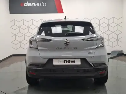 Photo 44 Renault Captur  E-Tech full hybrid 145 ch