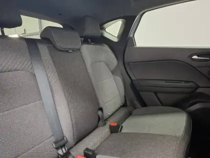 Photo 62 Renault Captur  E-Tech full hybrid 145 ch