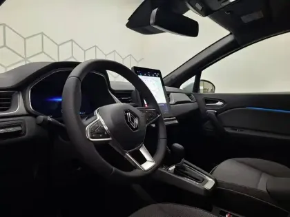 Photo 113 Renault Captur  E-Tech full hybrid 145 ch