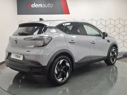 Photo 96 Renault Captur  E-Tech full hybrid 145 ch