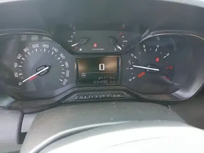 Photo 49 Citroën C3 Aircross  PureTech 110 S&S BVM6