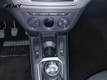 Photo 13 Citroën C-Elysée  BlueHDi 100