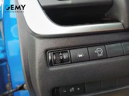 Photo 16 Nissan Qashqai  Mild Hybrid 140 ch