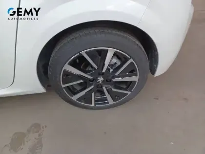 Photo 10 Peugeot 208  PureTech 100 S&S EAT8