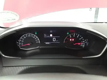 Photo 9 Peugeot 208  PureTech 75 S&S BVM5