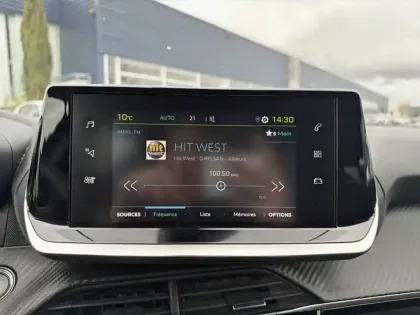 Photo 24 Peugeot 2008  Electrique 136 ch