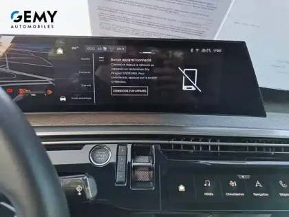 Photo 17 Peugeot 3008  Hybrid 136 e-DCS6