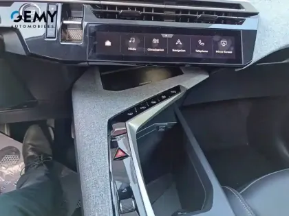 Photo 24 Peugeot 3008  Hybrid 136 e-DCS6