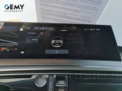 Photo 16 Peugeot 3008  Hybrid 136 e-DCS6