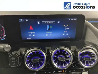 Photo 15 Mercedes GLA  200 d 8G-DCT