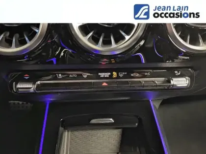 Photo 13 Mercedes GLA  200 d 8G-DCT