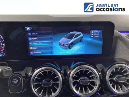 Photo 18 Mercedes GLA  250 e 8G-DCT