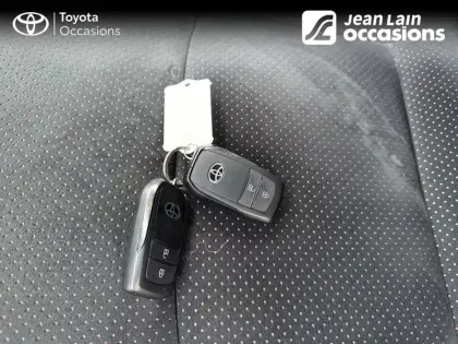 Photo 18 Toyota Yaris  Hybride 116h