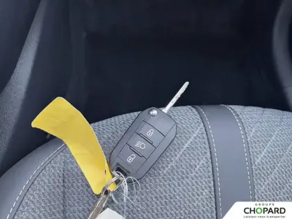 Photo 13 Peugeot 208  Hybrid 100 e-DCS6