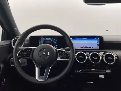 Photo 53 Mercedes Classe A  250 e 8G-DCT