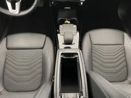 Photo 60 Mercedes Classe A  250 e 8G-DCT