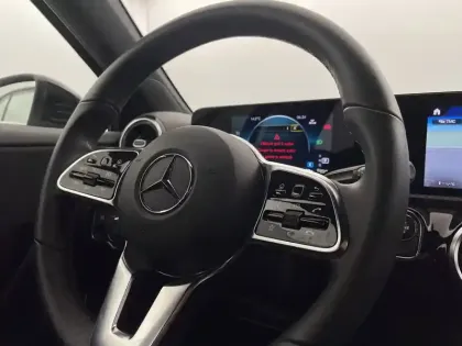 Photo 87 Mercedes Classe A  250 e 8G-DCT