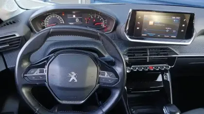 Photo 16 Peugeot 208  PureTech 100 S&S BVM6